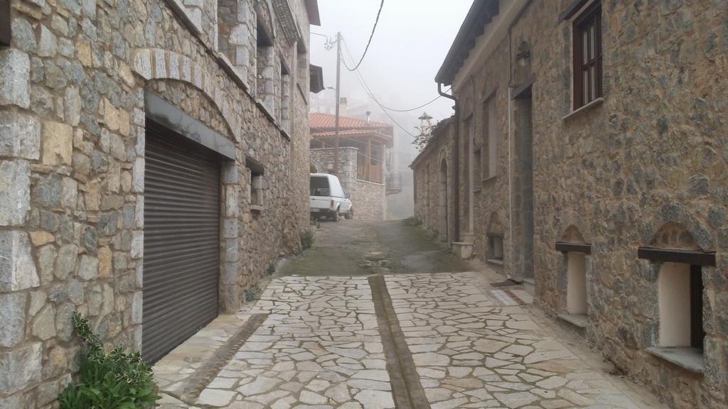 Dio Studios Arachova Exterior foto